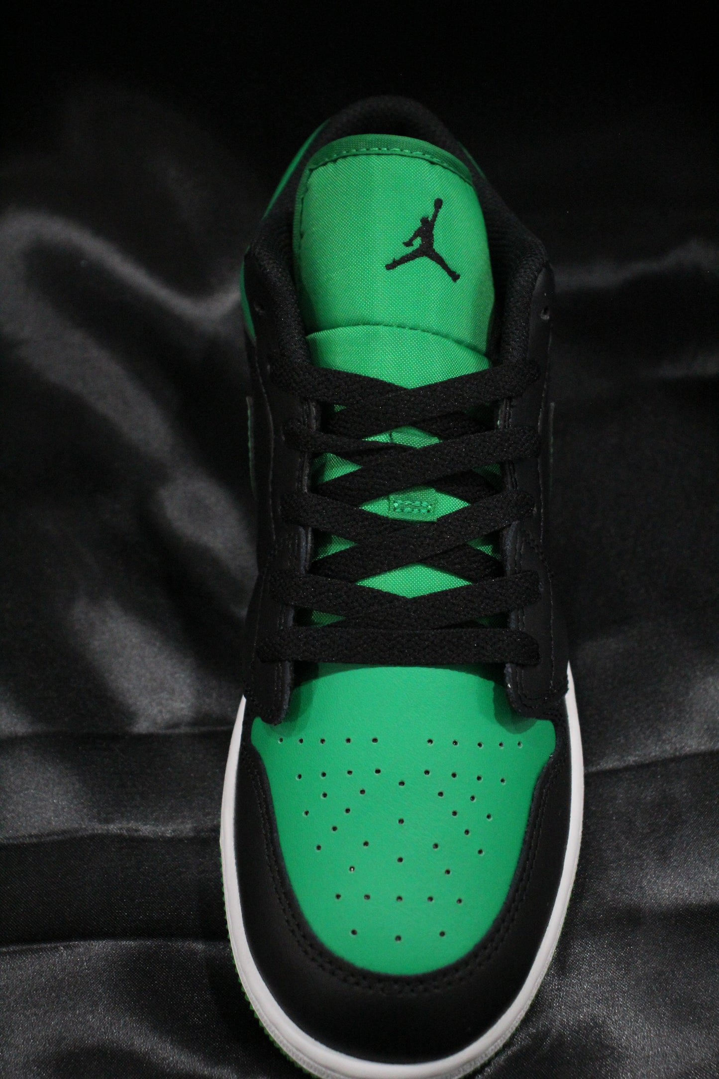 Air Jordan 1 Low Lucky Green