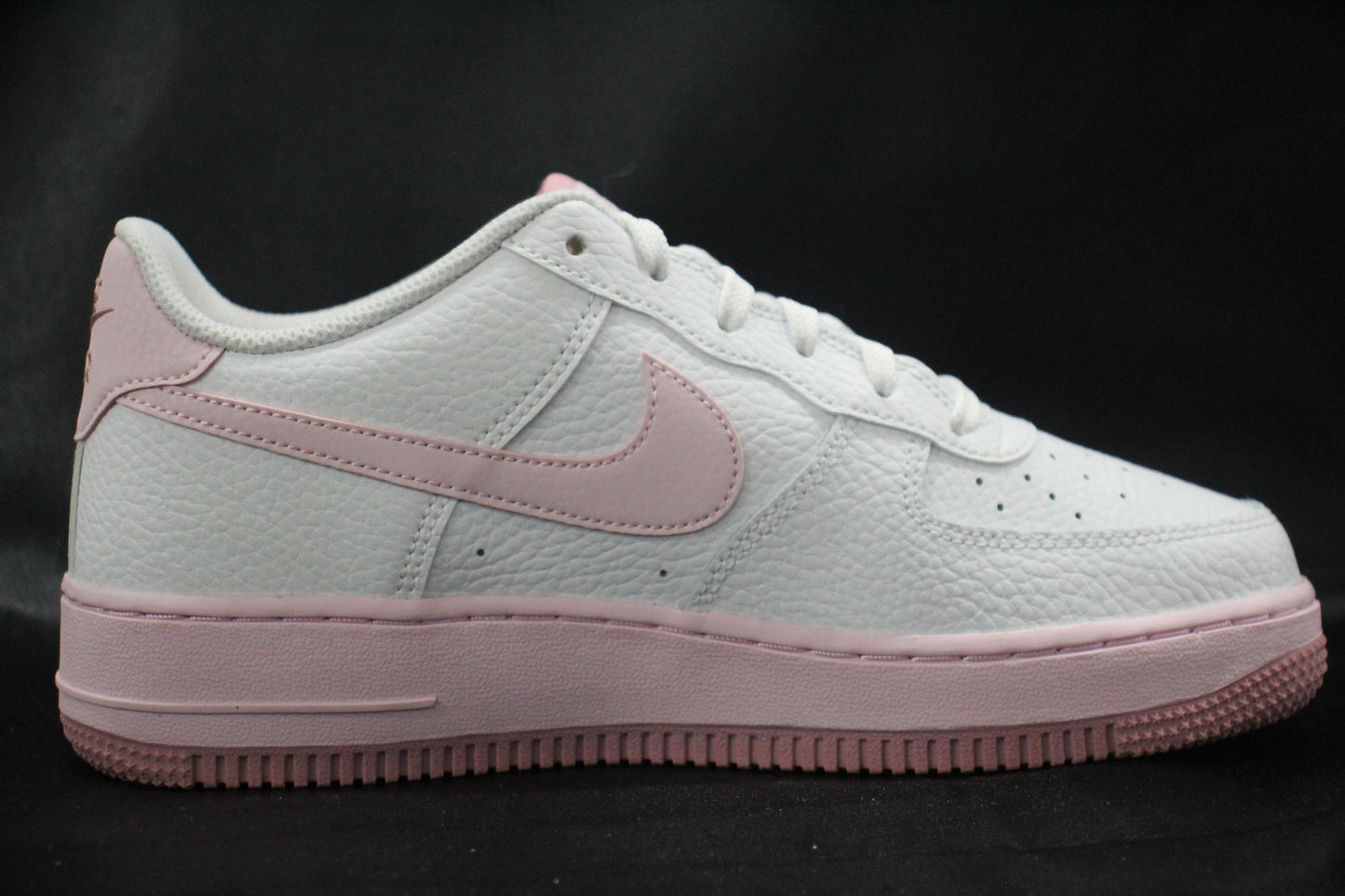 Nike Air Force 1 Low White Pink