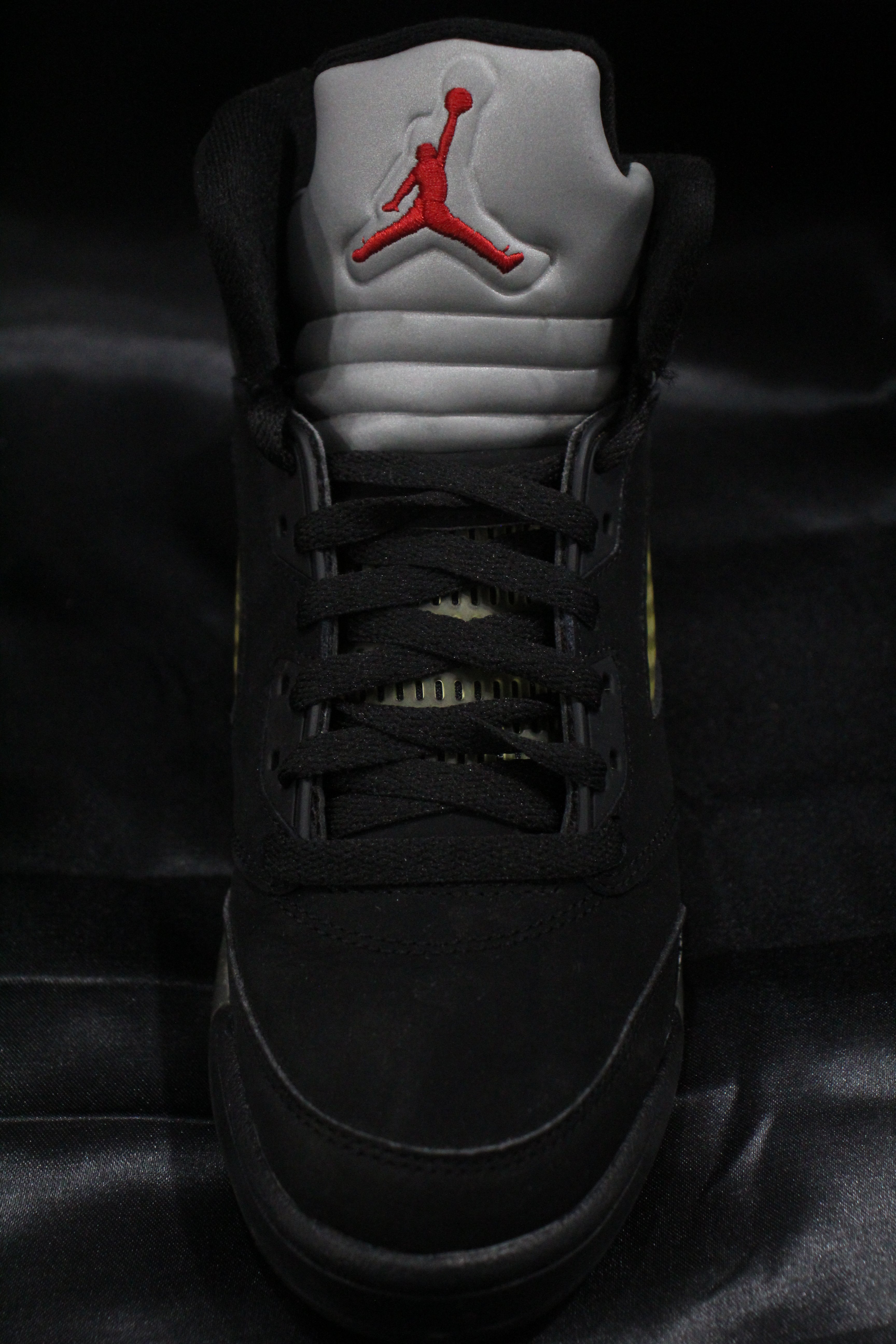 Air Jordan 5 Metallic Silver 2011 – The Wicker Bee