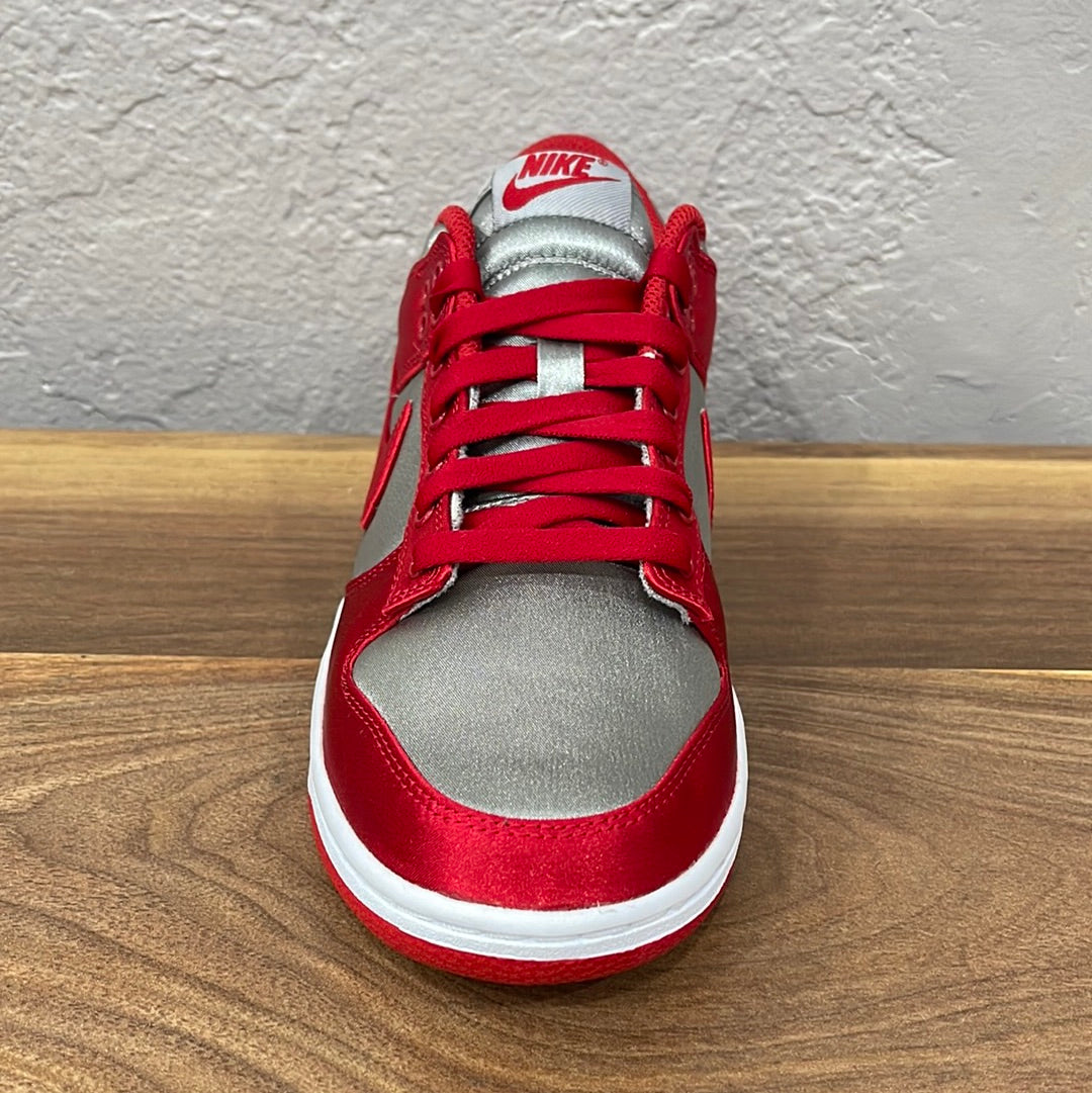 Nike Dunk Low UNLV Satin – The Wicker Bee