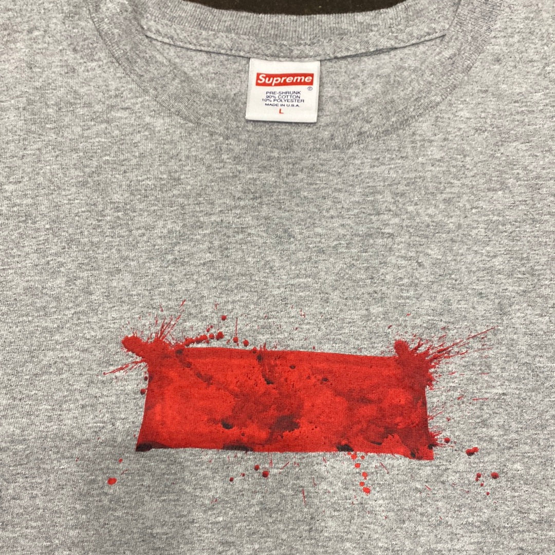 Sample scratch clearance box logo tee