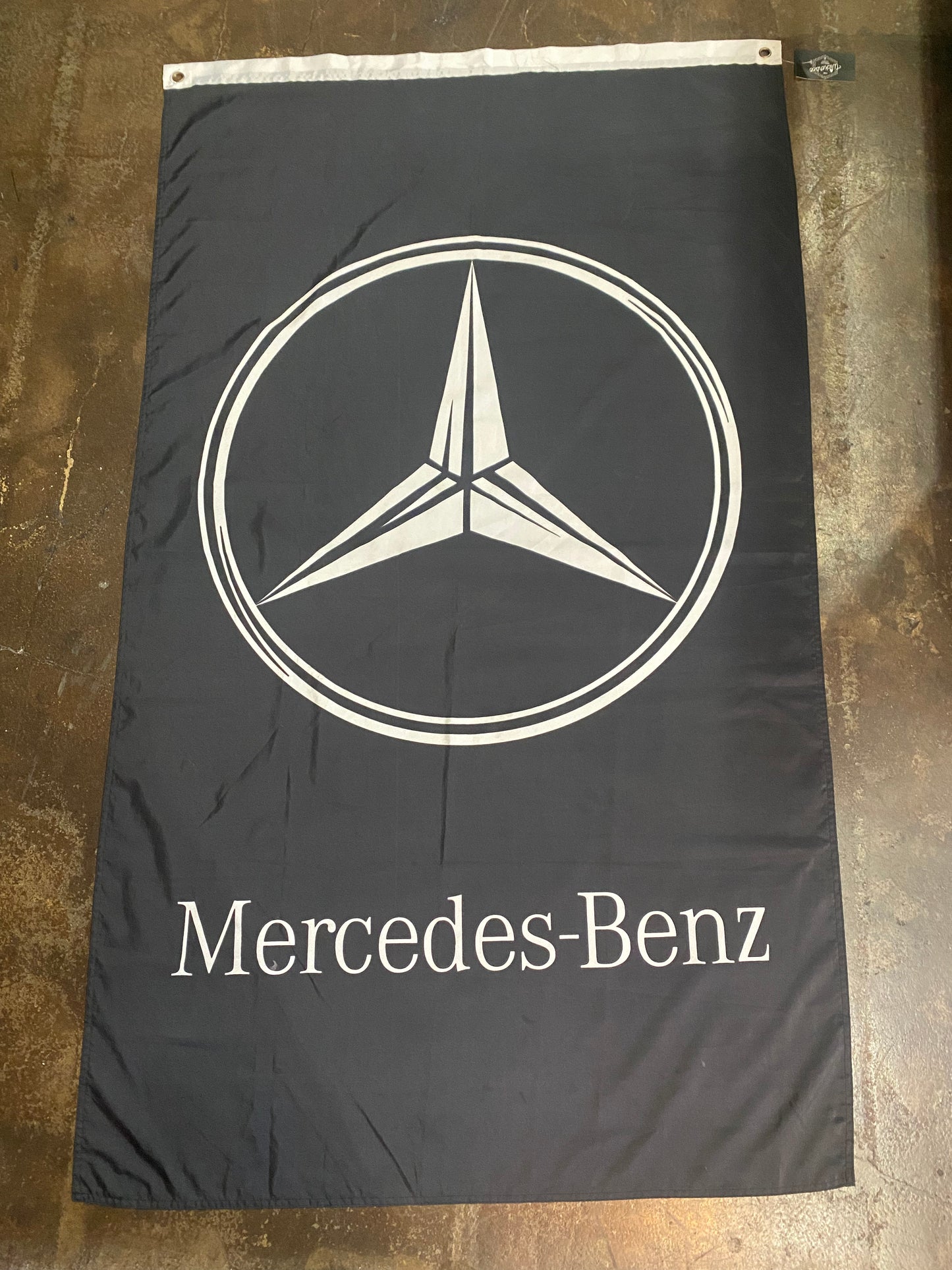 Mercedes-Benz black/white Flag