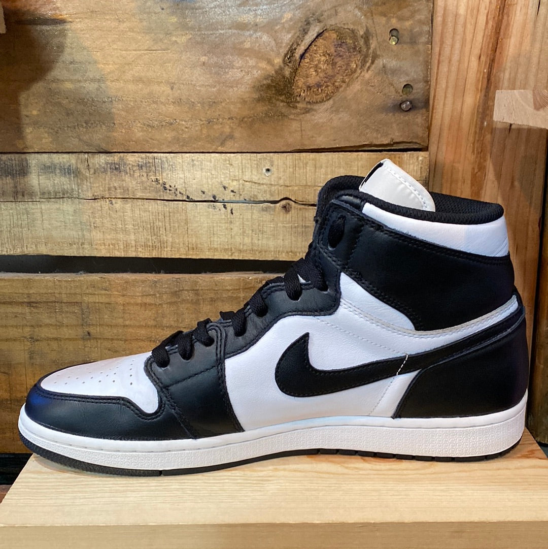 Jordan 1 High Retro 2013 Black/White – The Wicker Bee