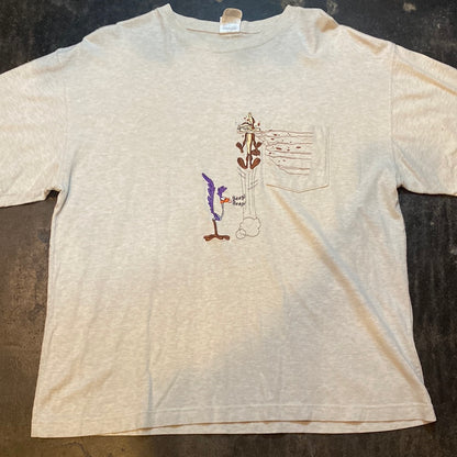 Vintage Embroidered Road Runner and Coyote Tee